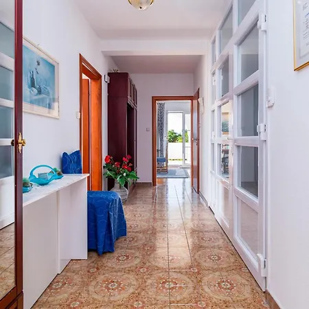 With A Parking Space Banjol, Rab - 5022 Apartment