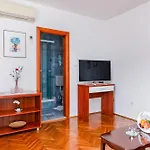 Appartement With Parking Space Banjol, Rab - 5022 Banjol