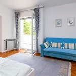 Appartement With Parking Space Banjol, Rab - 5022 Banjol