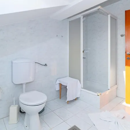 Appartement With Parking Space Banjol, Rab - 5022