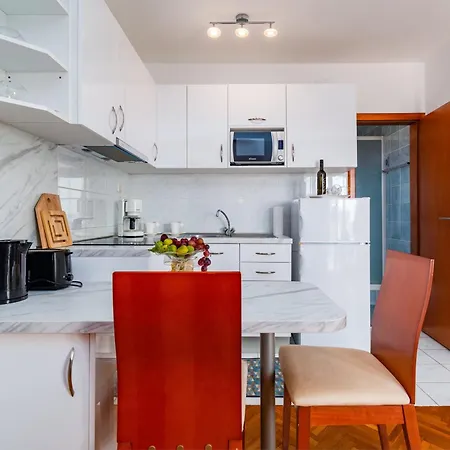 Appartement With Parking Space Banjol, Rab - 5022 Banjol